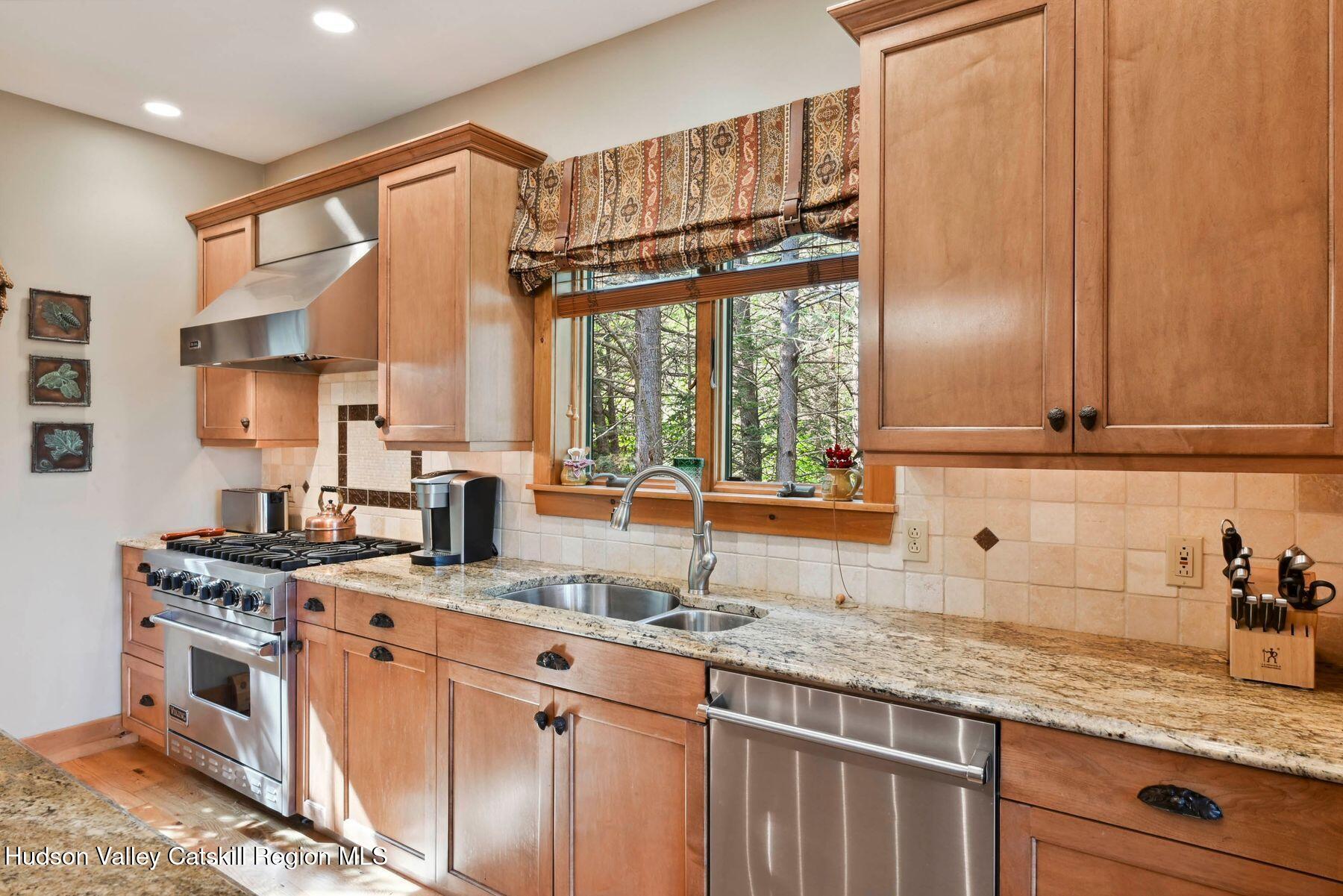 19 Twin Maples Lane Windham, NY 12496 - Photo 18 of 109 photo_online_032