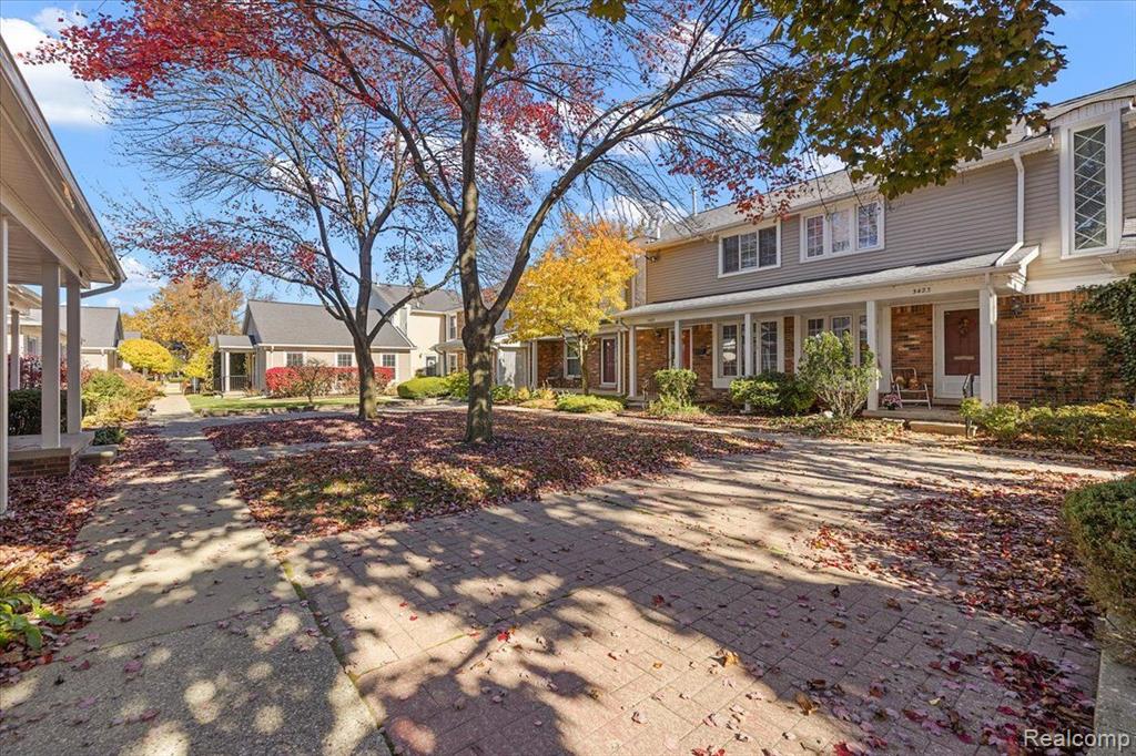 3435 Crooks Road Royal Oak, MI 48073 - Photo 4 of 21 Gallery Image 4
