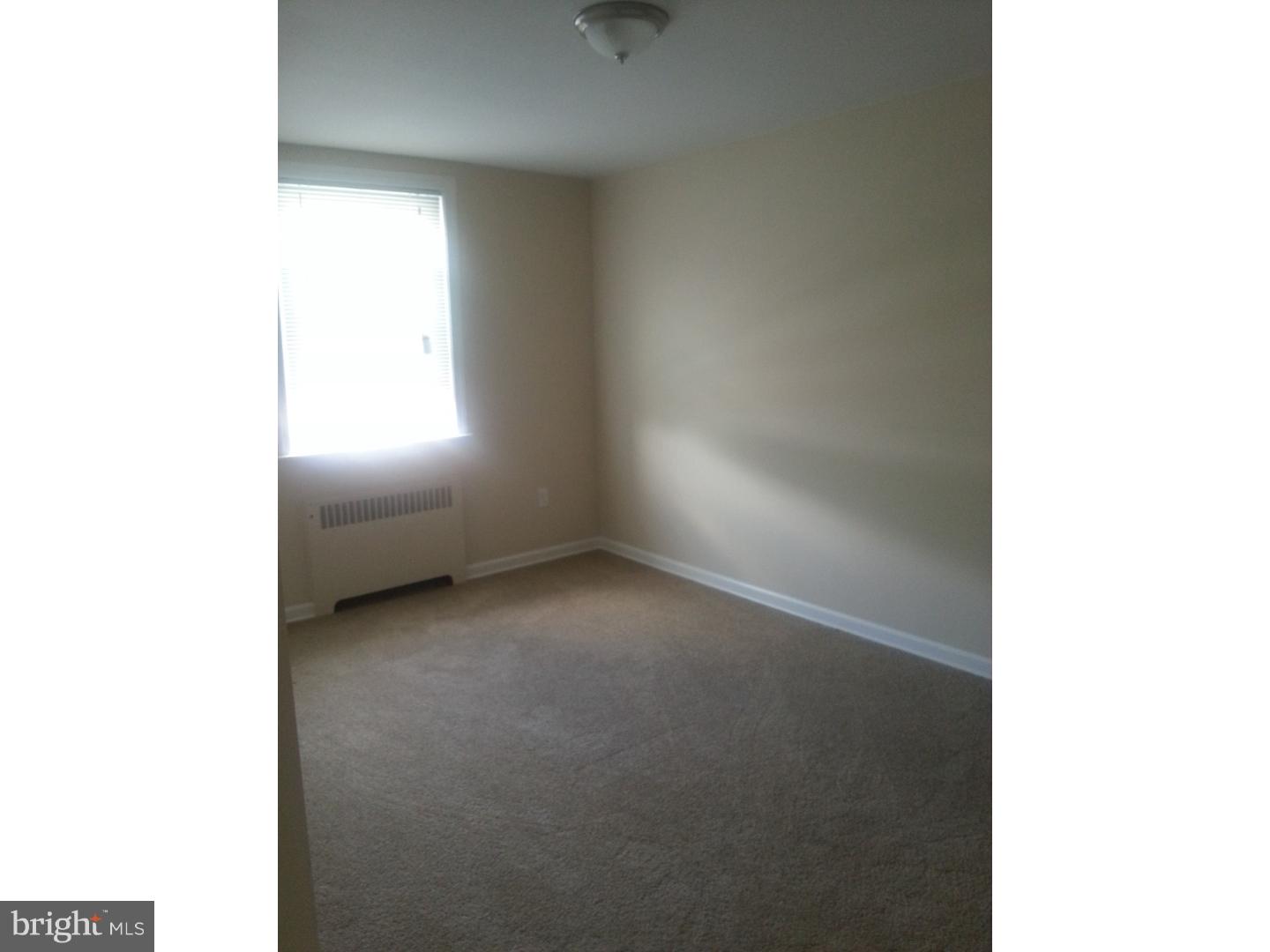 1016 Flanders Road Philadelphia, PA 19151 - Photo 8 of 22 Gallery Image 8