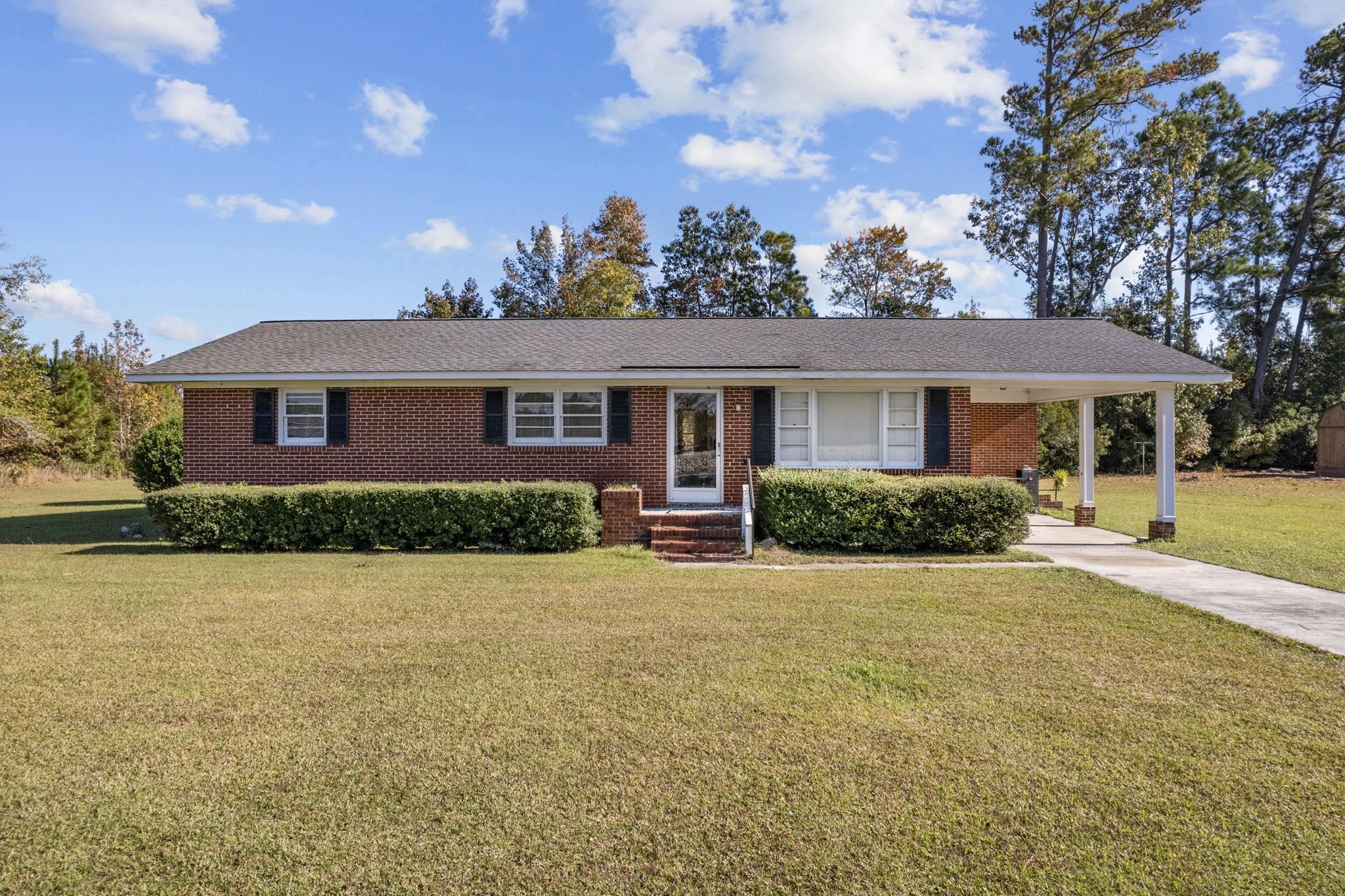 240 County Rd S-45-430 Hemingway, SC 29554 - Photo 2 of 30