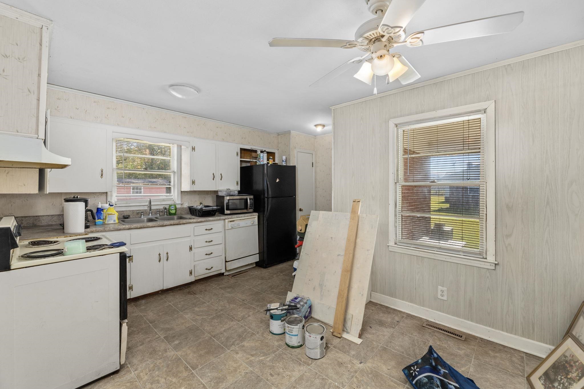 240 County Rd S-45-430 Hemingway, SC 29554 - Photo 5 of 30