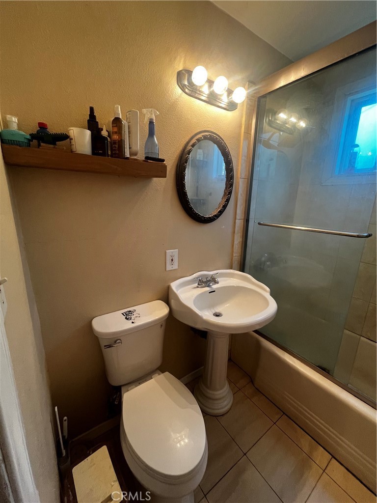 1609 West 166th Street Compton, CA 90220 - Photo 5 of 19