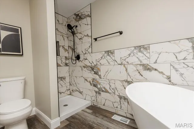 $385,000 | 25 Moonlight Court, Wentzville, MO 63385