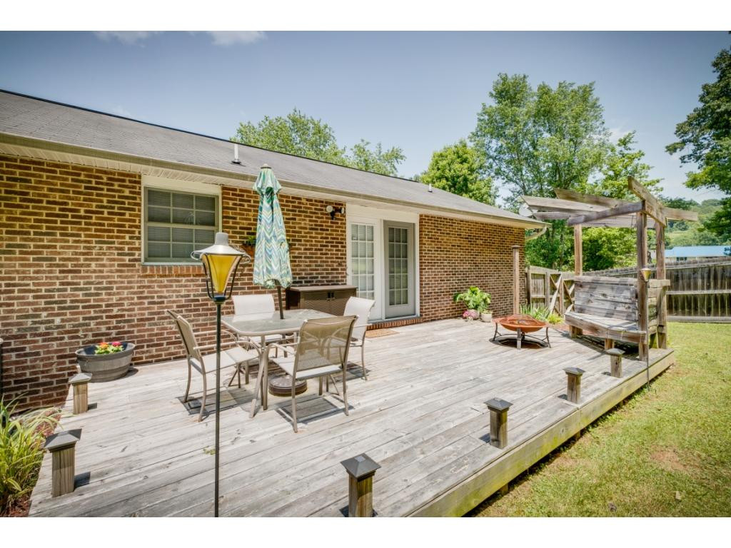 3301 Forest View Road Kingsport, TN 37660 - Photo 36 of 36 Photo 36