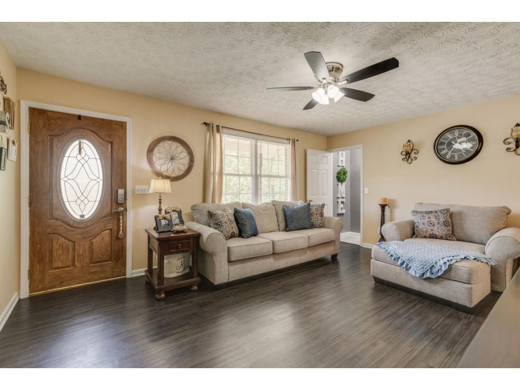 3301 Forest View Road Kingsport, TN 37660 - Photo 8 of 36 Photo 8