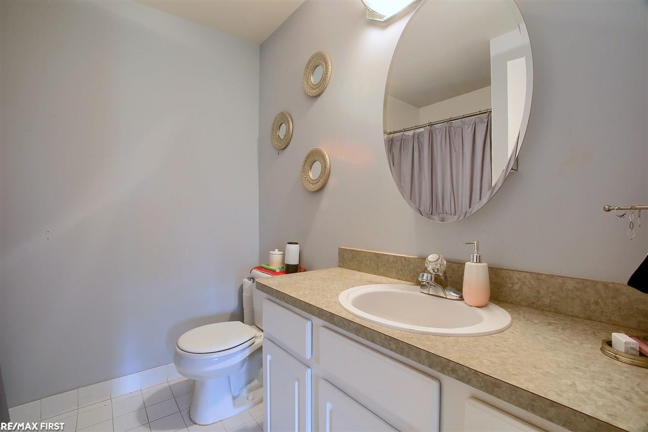 46003 Rhodes Drive Macomb, MI 48044 - Photo 15 of 26