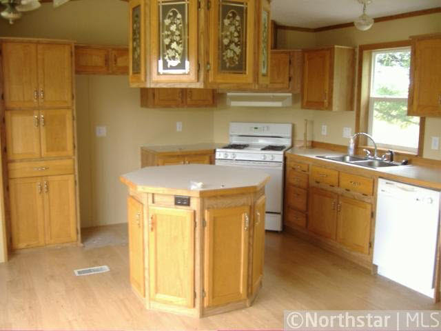 7769 Garden View Road Nisswa, MN 56468 - Photo 2 of 9 Gallery Image 2