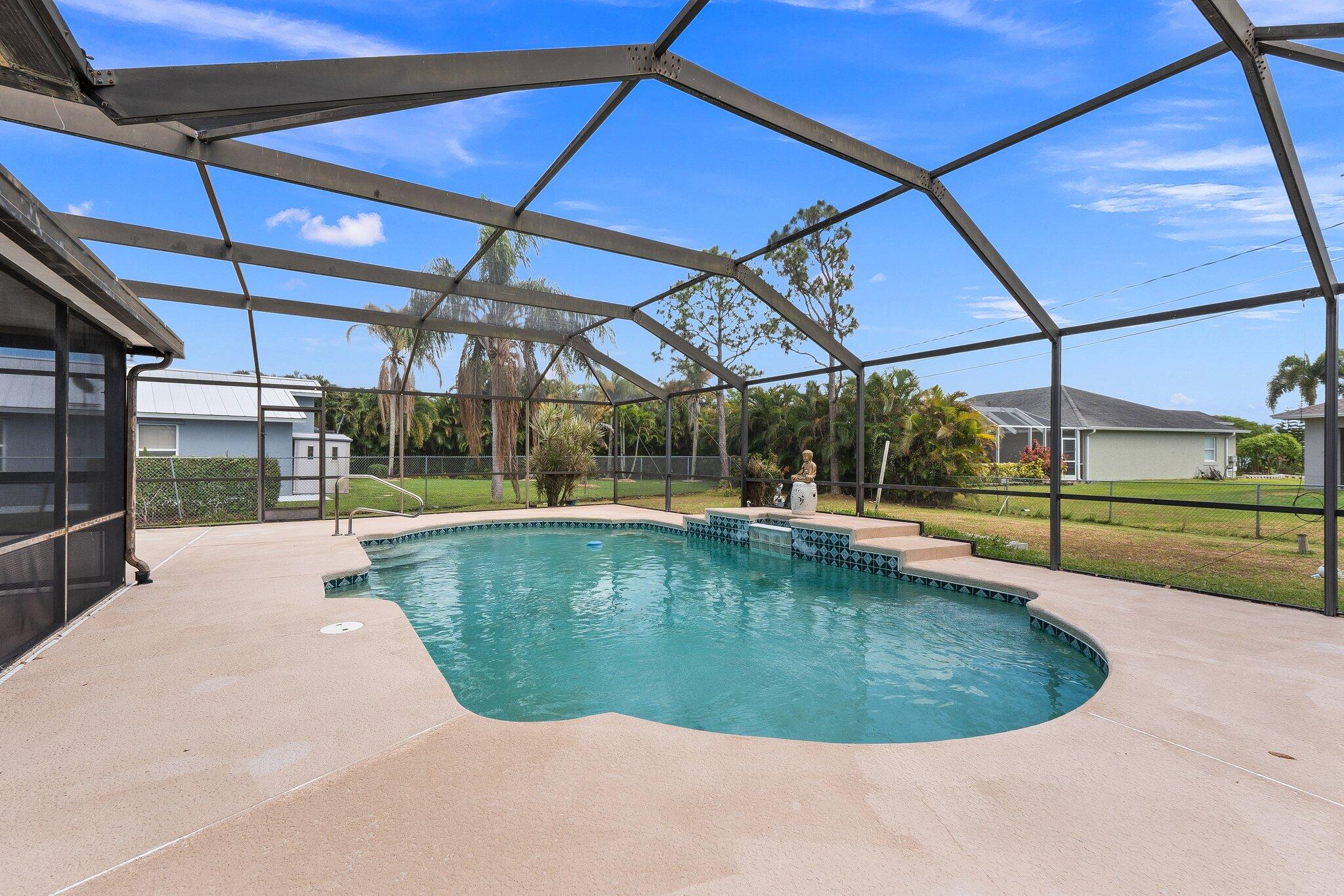 547 Southeast Cliff Road Port St. Lucie, FL 34984 - Photo 11 of 33 Pool View to backyard