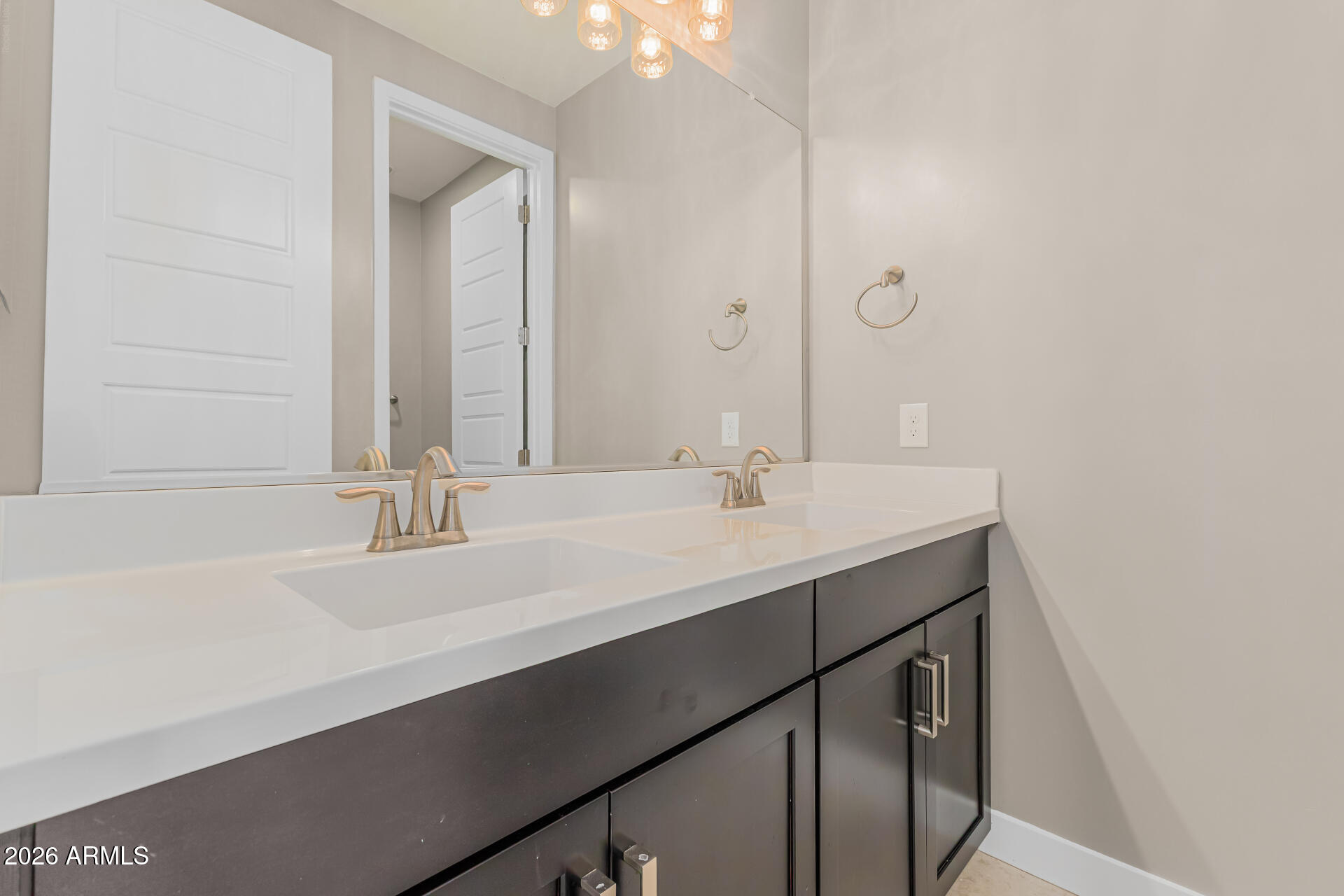 79 North Abalone Drive Gilbert, AZ 85233 - Photo 25 of 32 33 Abalone