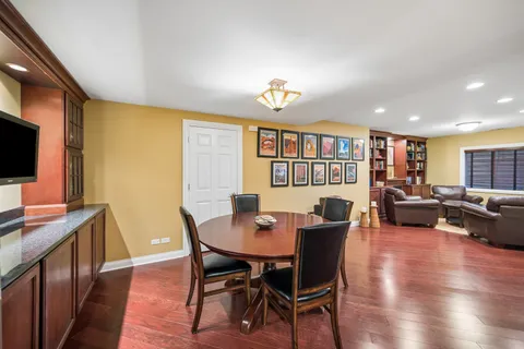 $1,450,000 | 2566 Fielding Drive, Glenview, IL 60026