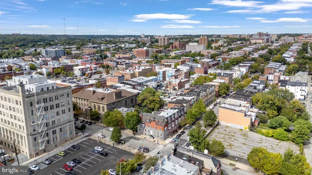 $2,200 | 118 East 24th Street, Unit 3, Baltimore, MD 21218