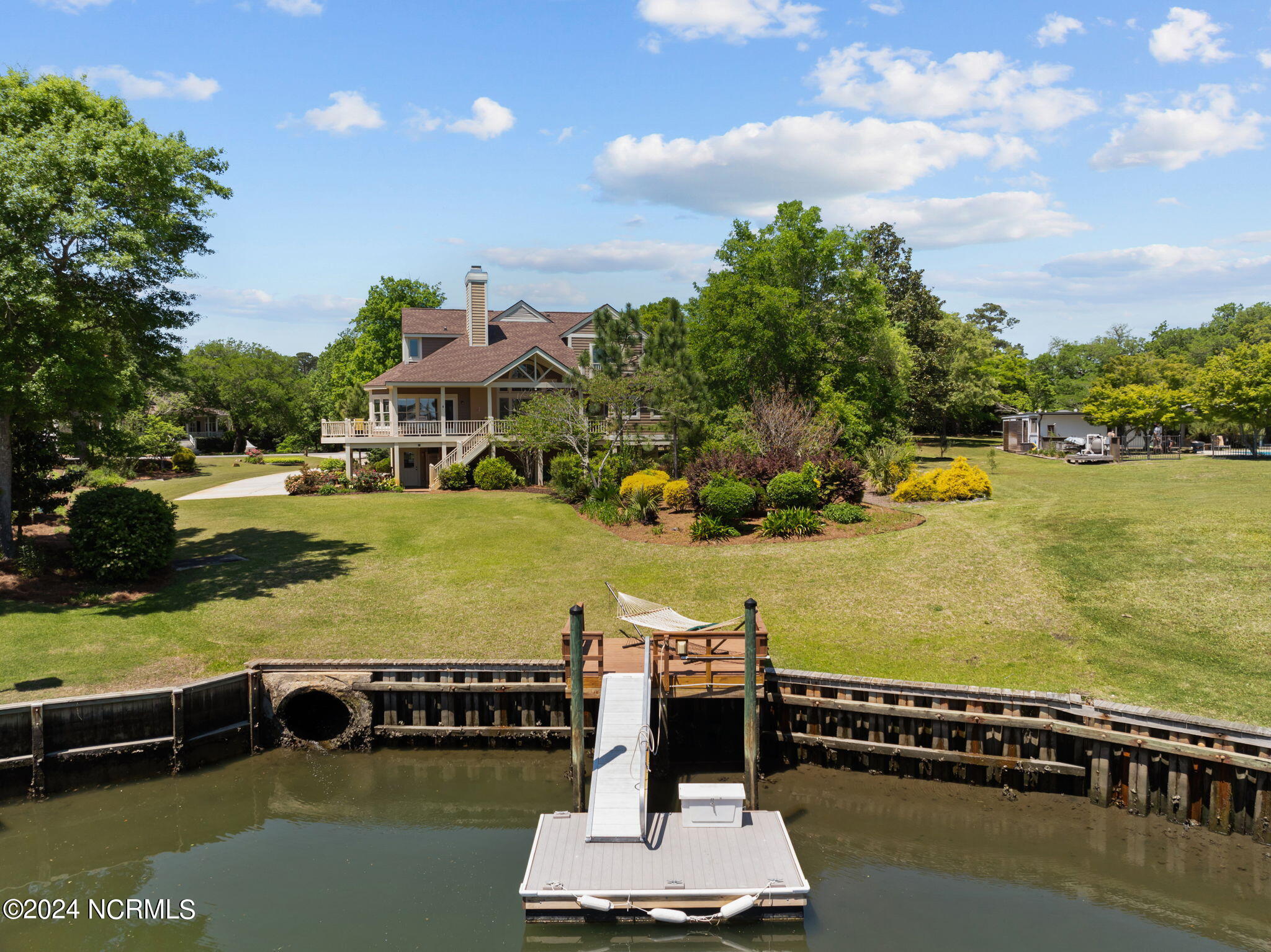 821 Shinn Point Road Wilmington, NC 28409 - Photo 2 of 63 2