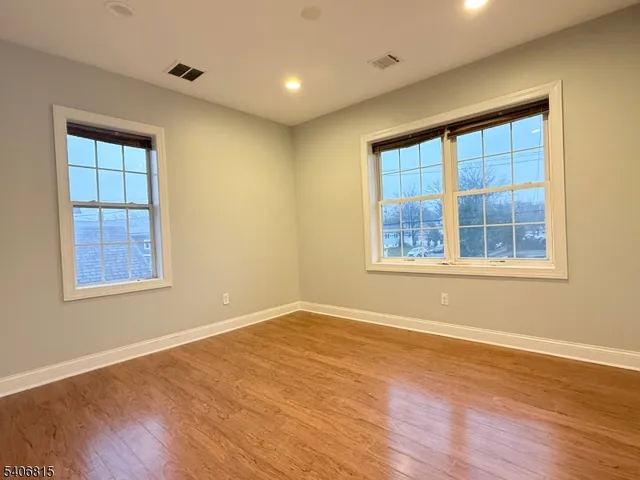 $2,500 | 664 Amboy Avenue, Unit 2, Woodbridge, NJ 07095