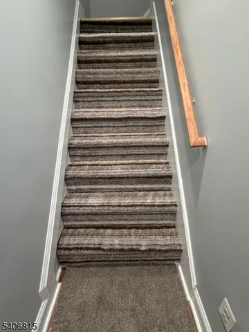 $2,500 | 664 Amboy Avenue, Unit 2, Woodbridge, NJ 07095