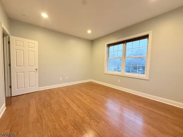 $2,500 | 664 Amboy Avenue, Unit 2, Woodbridge, NJ 07095