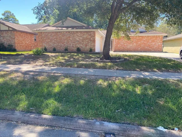 $1,689 | 6406 Brookgate Drive, Spring, TX 77373