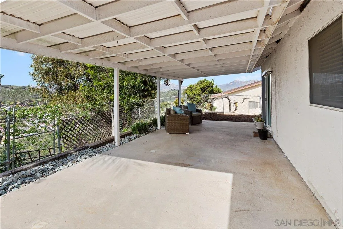 12448 Ridgeton Drive Lakeside, CA 92040 - Photo 21 of 47