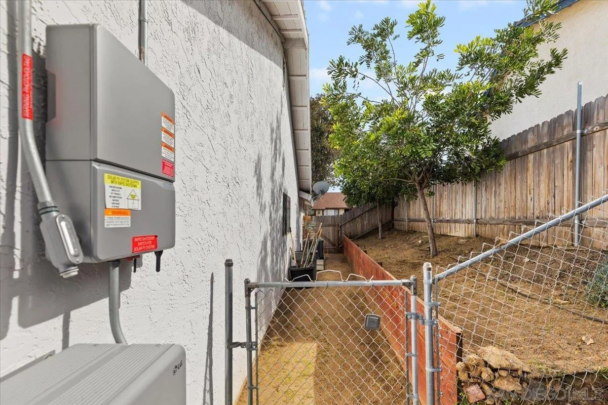 12448 Ridgeton Drive Lakeside, CA 92040 - Photo 41 of 47