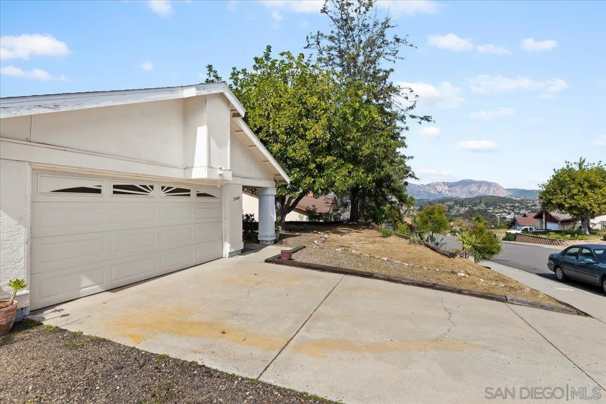 12448 Ridgeton Drive Lakeside, CA 92040 - Photo 43 of 47