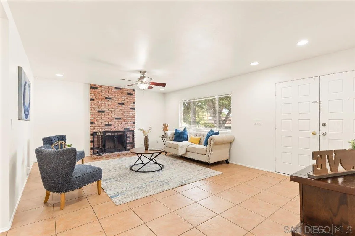 12448 Ridgeton Drive Lakeside, CA 92040 - Photo 7 of 47