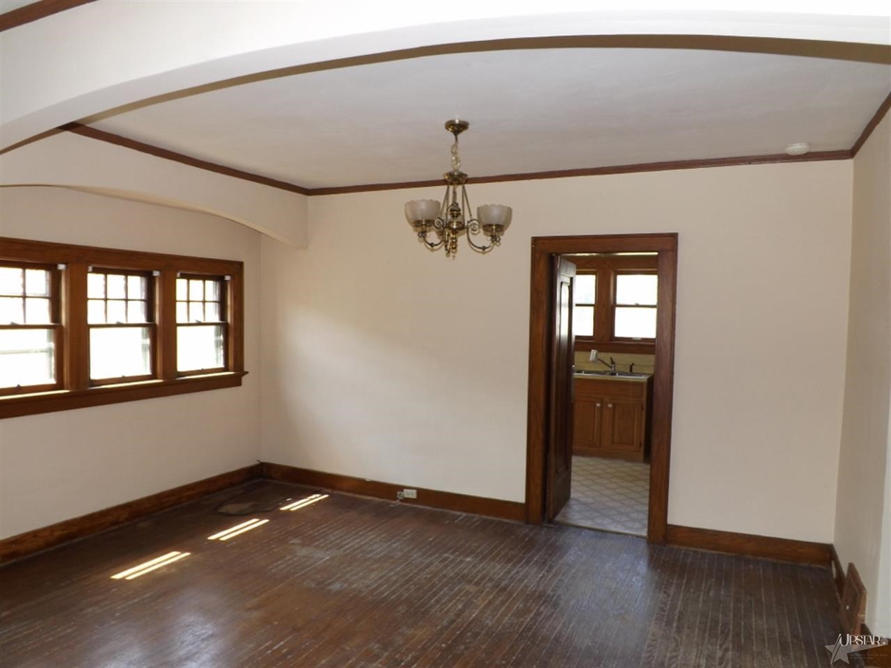 411 North 5th Street Decatur, IN 46733 - Photo 4 of 8