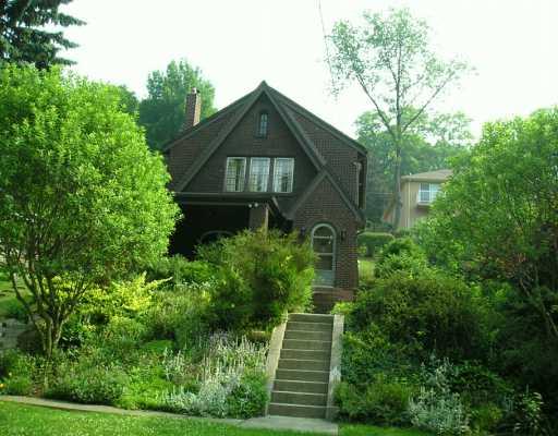 261 Cascade Road Forest Hills, PA 15221 - Photo 1 of 8 Exterior Front.