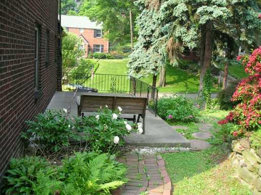 261 Cascade Road Forest Hills, PA 15221 - Photo 5 of 8 Other.