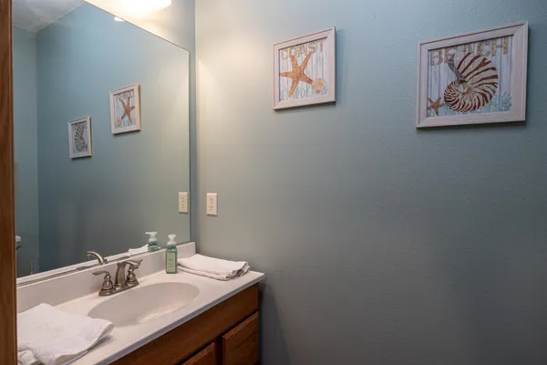 $349,900 | 169 Marina Place, Menasha, WI 54952