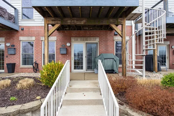 $349,900 | 169 Marina Place, Menasha, WI 54952