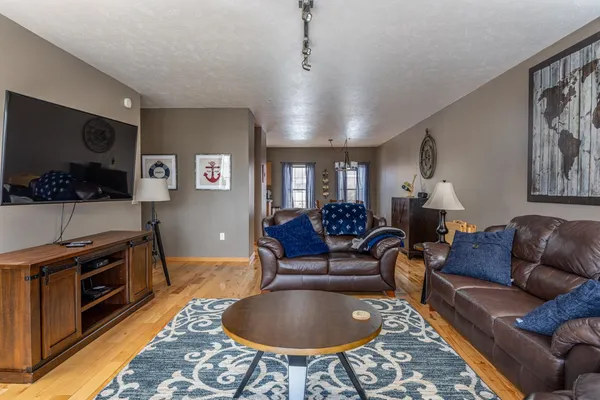 $349,900 | 169 Marina Place, Menasha, WI 54952