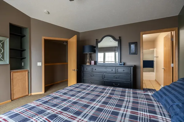 $349,900 | 169 Marina Place, Menasha, WI 54952