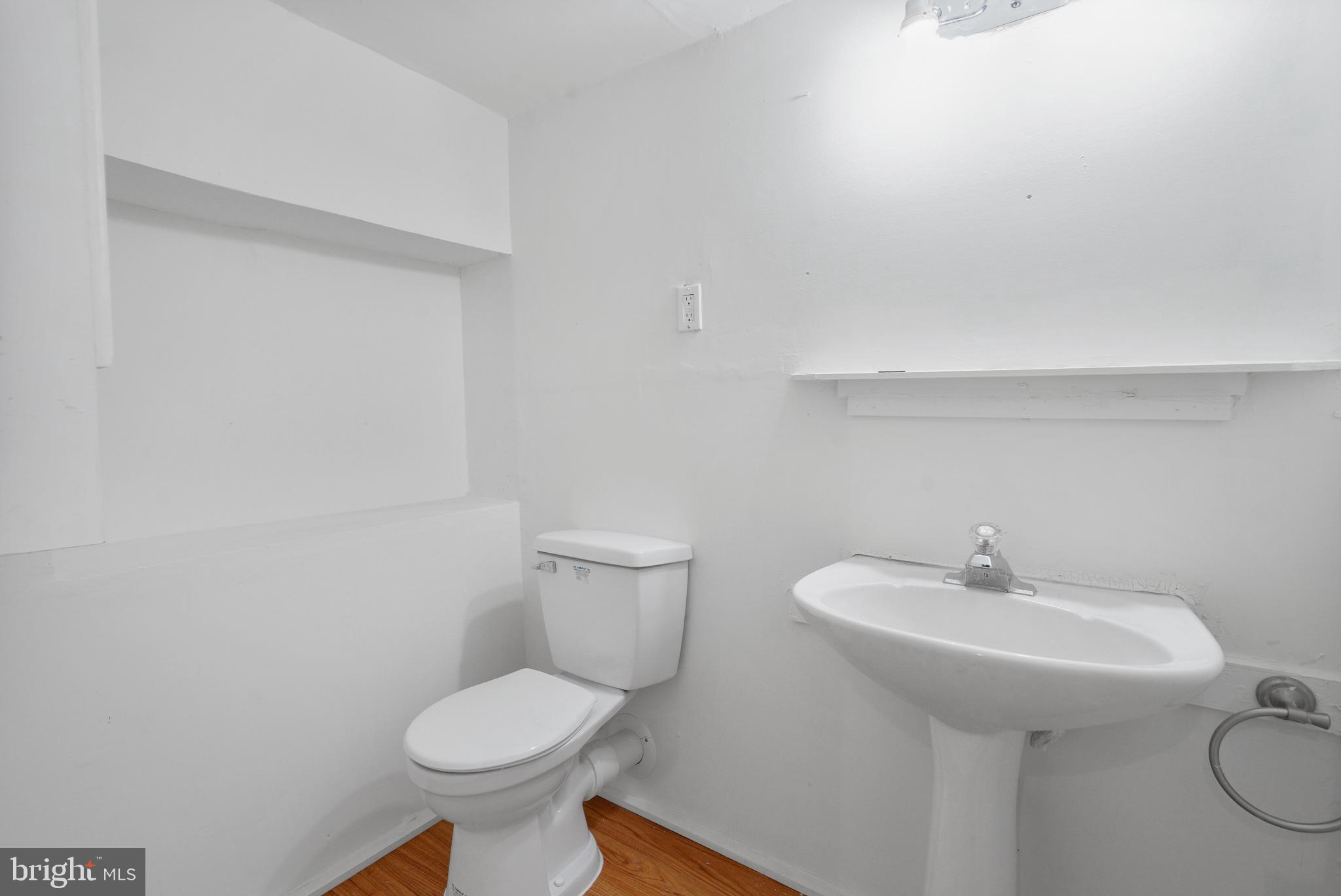 7421 Nigh Road Falls Church, VA 22043 - Photo 22 of 32 Lower Level Half Bath
