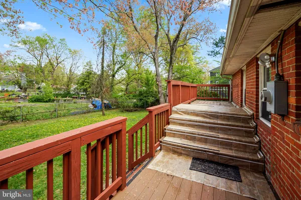 $3,400 | 7421 Nigh Road, Falls Church, VA 22043