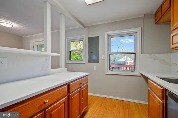 $3,400 | 7421 Nigh Road, Falls Church, VA 22043