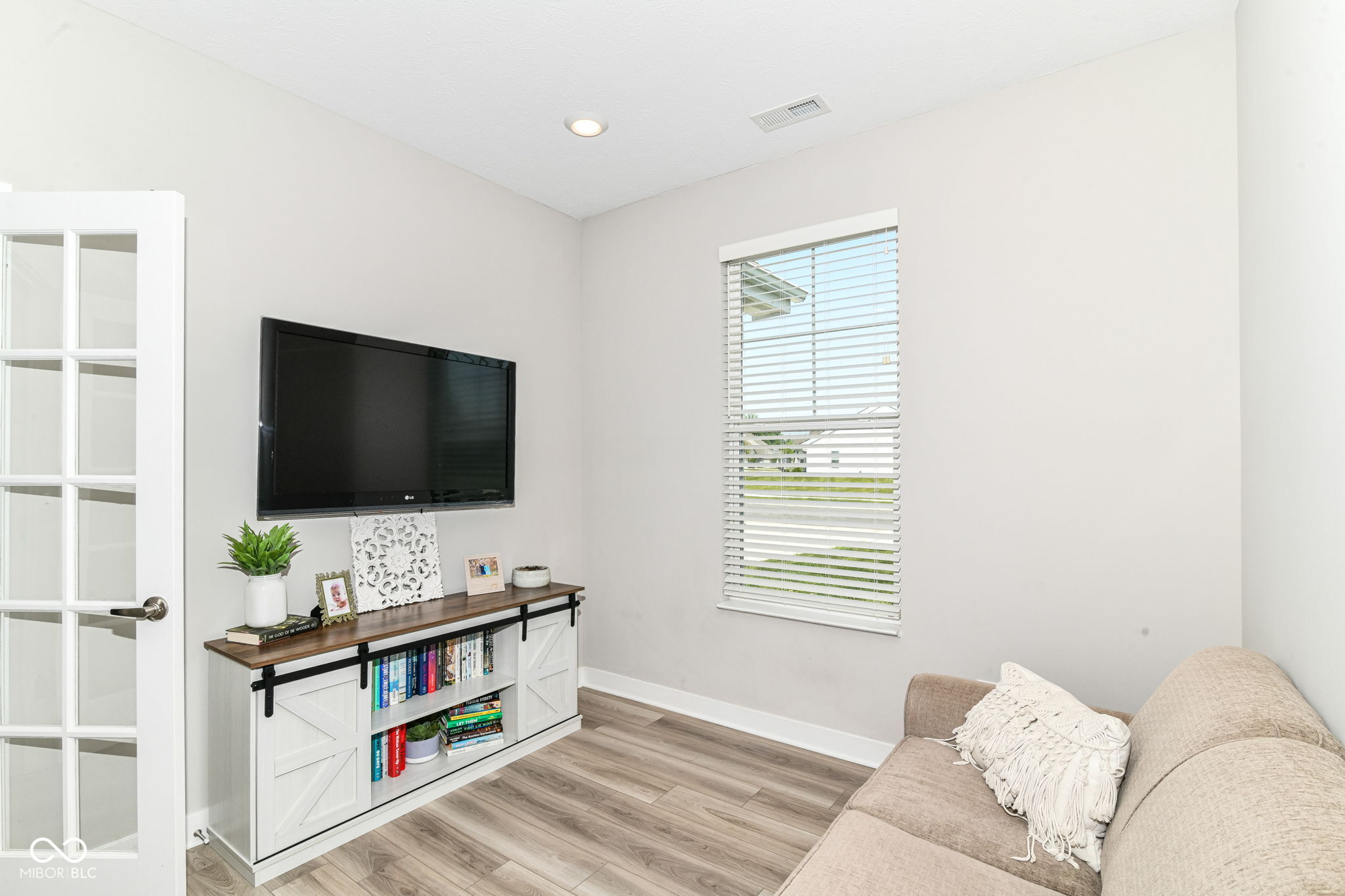 8263 Bryce Boulevard Pendleton, IN 46064 - Photo 5 of 38