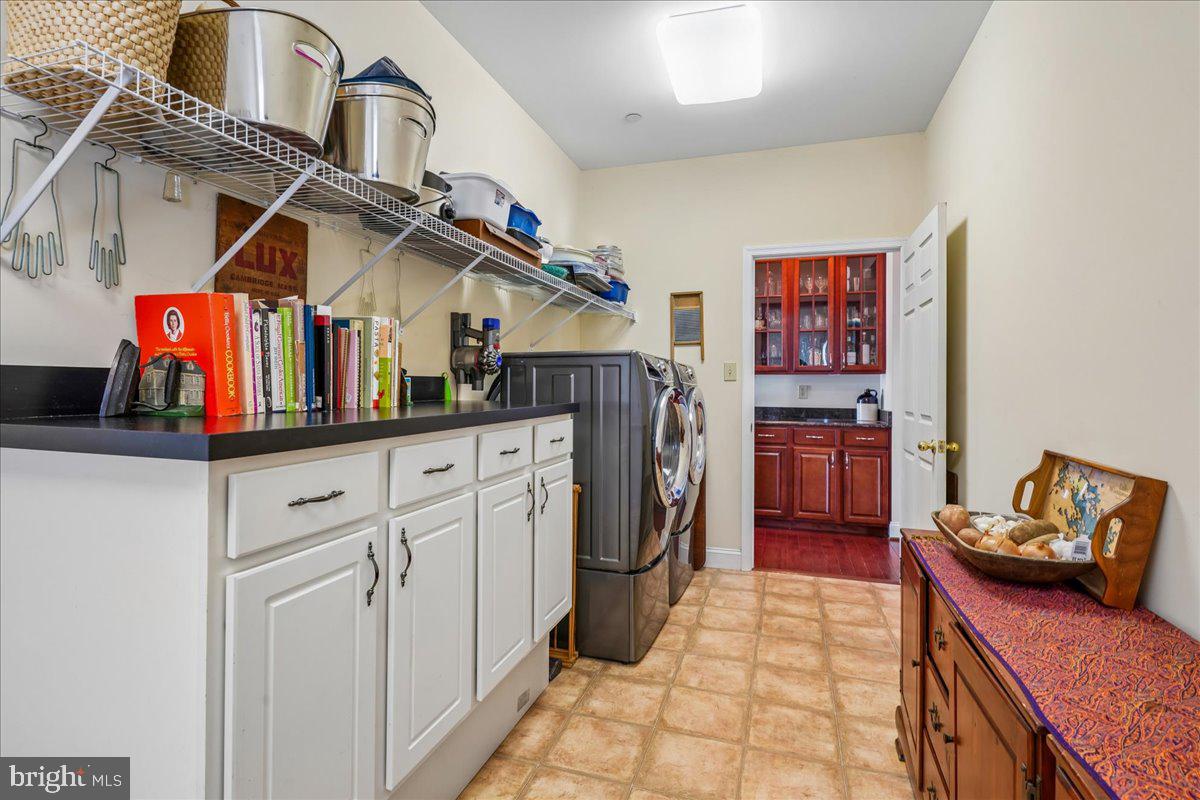 12195 Potomac View Road Newburg, MD 20664 - Photo 41 of 91 Laundry