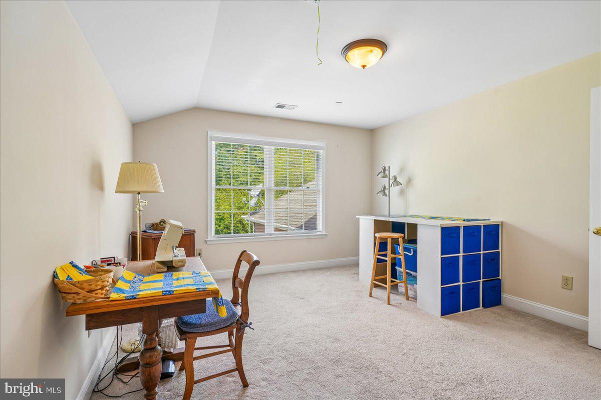 12195 Potomac View Road Newburg, MD 20664 - Photo 56 of 91 a workspace with furniture and window