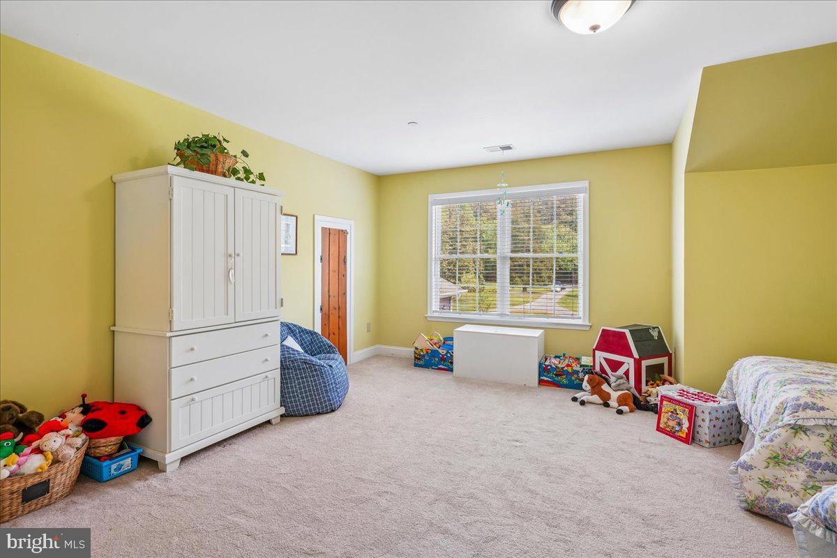 12195 Potomac View Road Newburg, MD 20664 - Photo 58 of 91 Bedroom Four
Upper Level