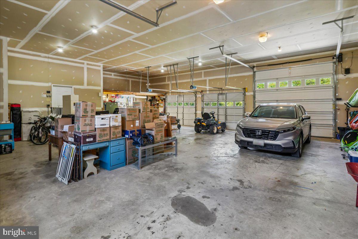 12195 Potomac View Road Newburg, MD 20664 - Photo 66 of 91 5-6 Car Garage