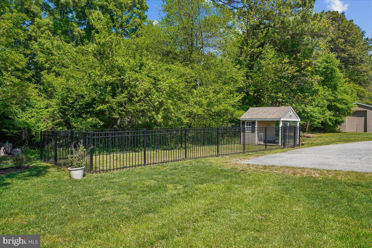 12195 Potomac View Road Newburg, MD 20664 - Photo 79 of 91 Dog Yard