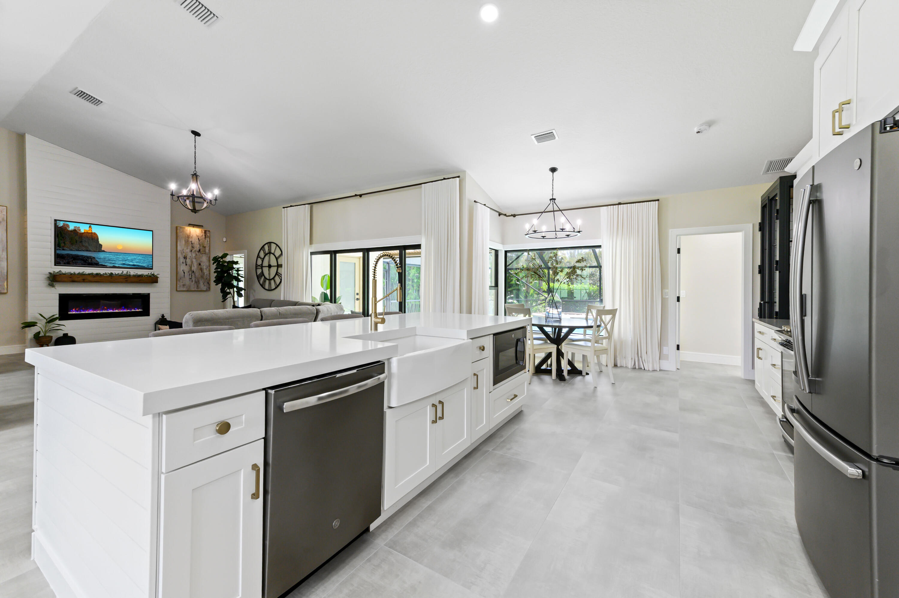 17466 31st Road North Loxahatchee, FL 33470 - Photo 10 of 29 12 kitchen 02