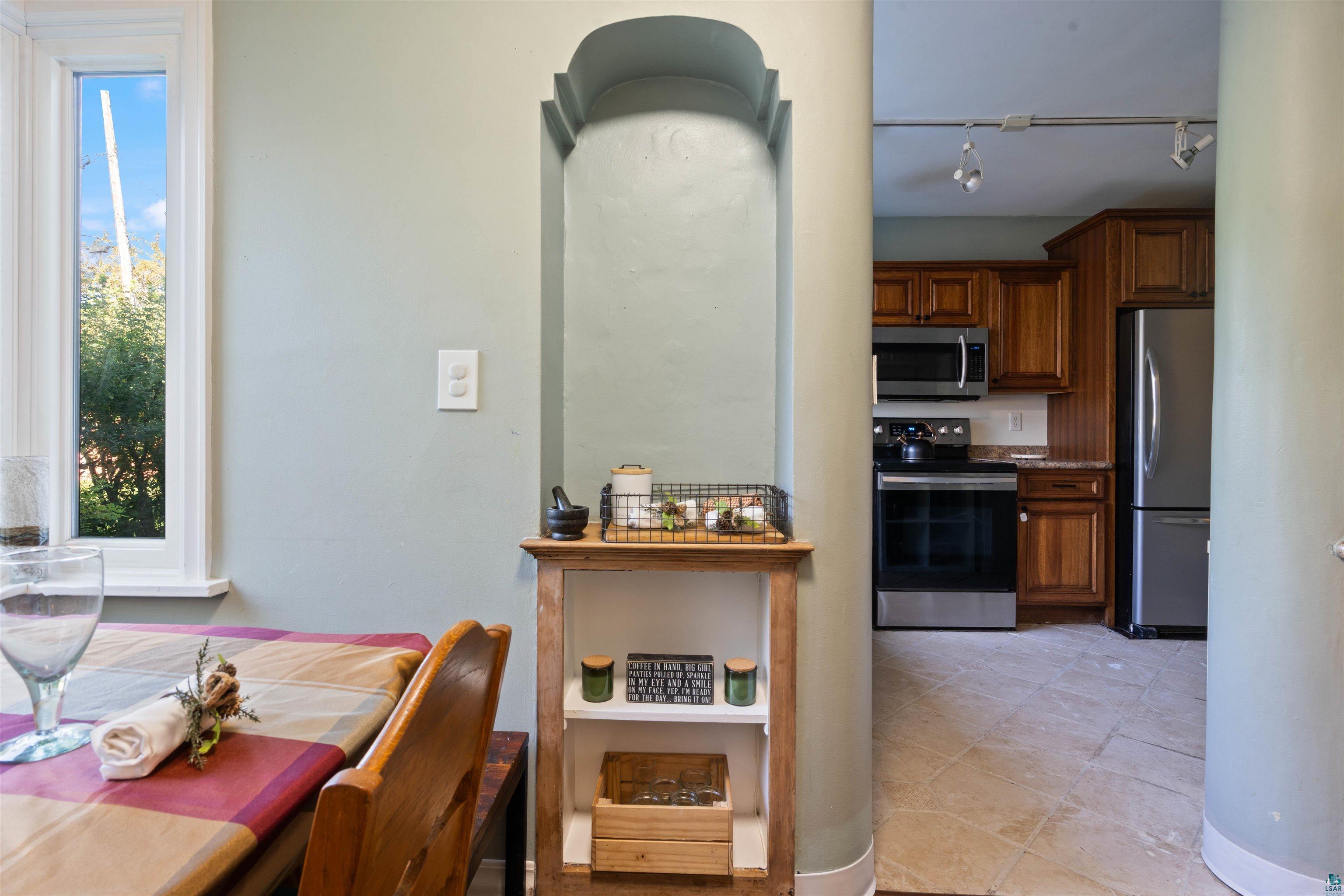 4631 London Road Duluth, MN 55804 - Photo 17 of 47 Gallery Image 17