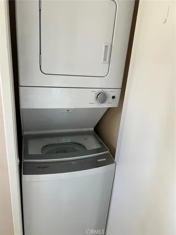 a close up view of washer and dryer