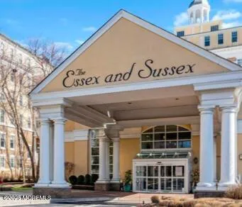 $699,000 | 700 Ocean Avenue, Unit 128, Spring Lake, NJ 07762