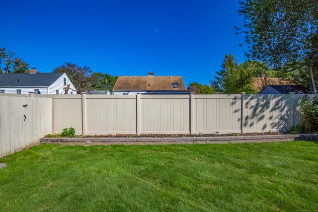 $349,900 | 60 South Alhambra Circle, Agawam, MA 01001