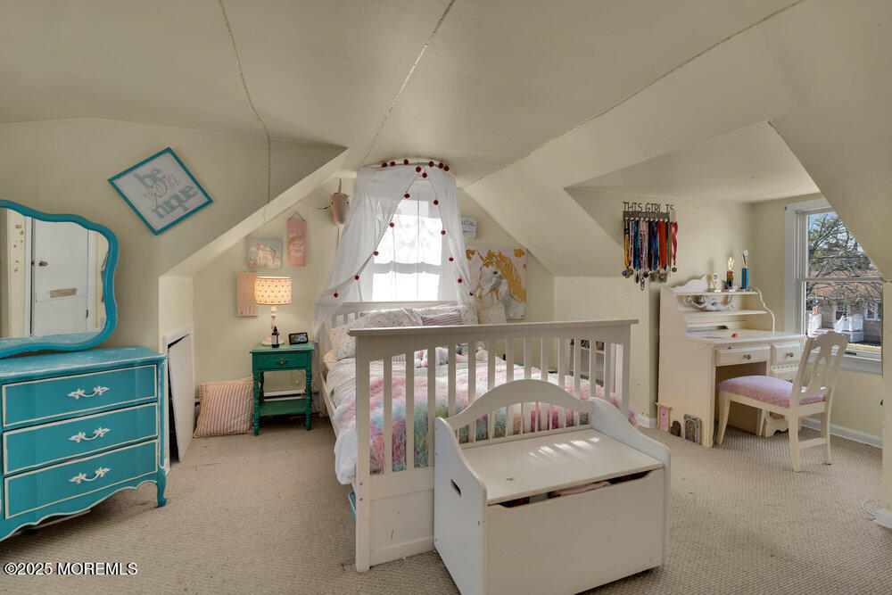 506 Crestview Terrace Point Pleasant, NJ 08742 - Photo 13 of 24 a living room with furniture