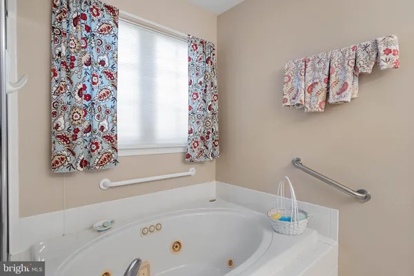 $525,000 | 30 Aintree Drive, Lewes, DE 19958