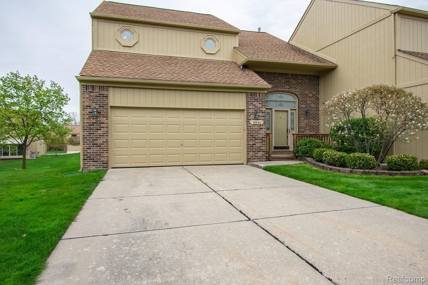 2231 Crystal Drive, Unit 25 Rochester, MI 48309 - Photo 40 of 41 2231 Crystal Drive_40.jpg