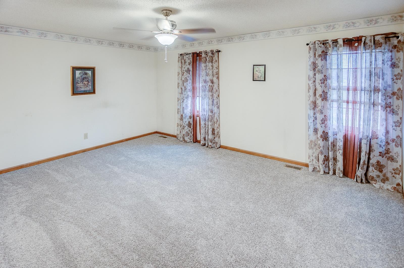 11200 Lake Road Highland, IL 62249 - Photo 15 of 23