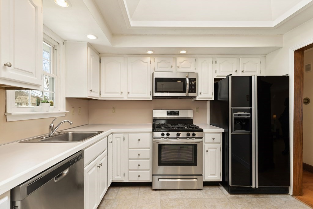 36 Audubon Road Norwood, MA 02062 - Photo 17 of 37 Gallery Image 17